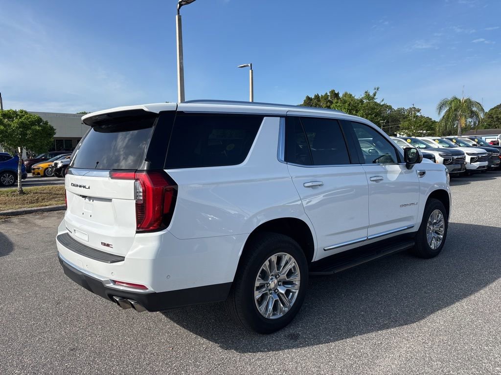 Used 2025 GMC Yukon Denali AWD/4WD image 5