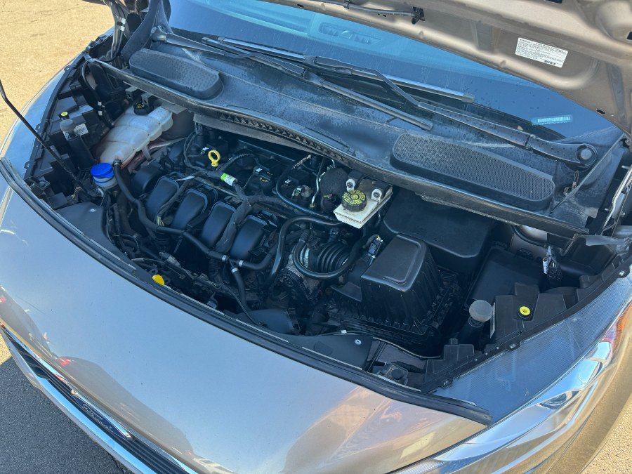 Used 2020 Ford Transit Connect XLT FWD image 24