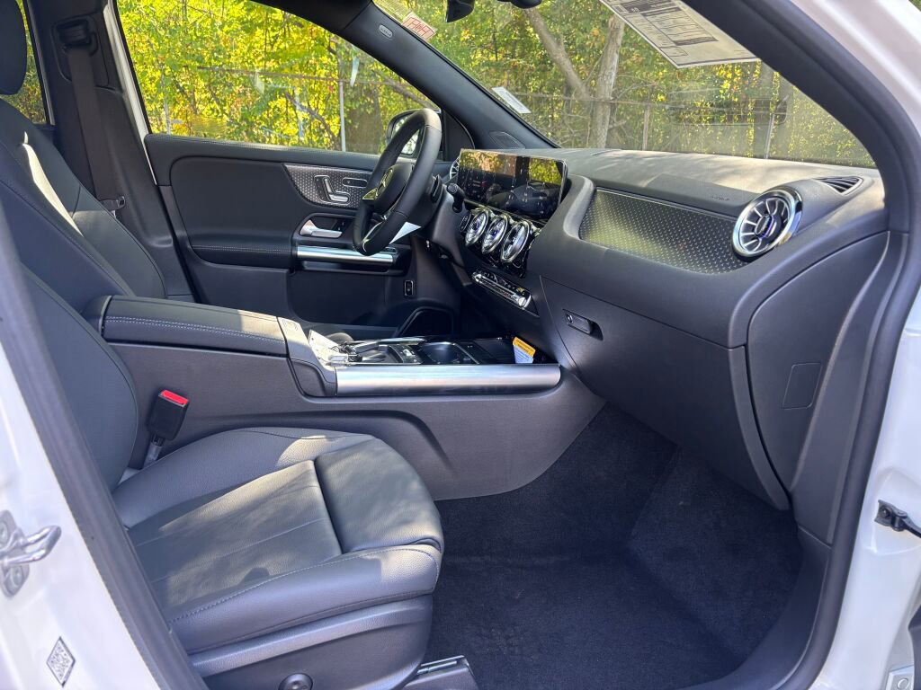 New 2026 Mercedes-Benz GLA 250 4MATIC image 14