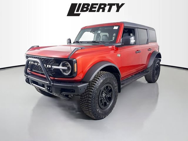 Used 2024 Ford Bronco Wildtrak image 3