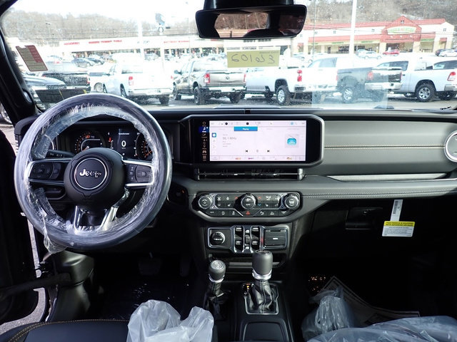 New 2026 Jeep Wrangler Unlimited Sahara AWD/4WD image 14