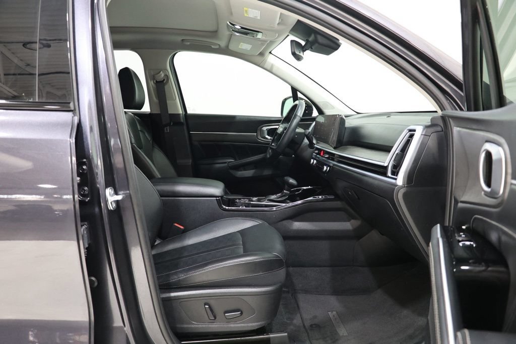 Used 2026 Kia Sorento SX AWD/4WD image 39