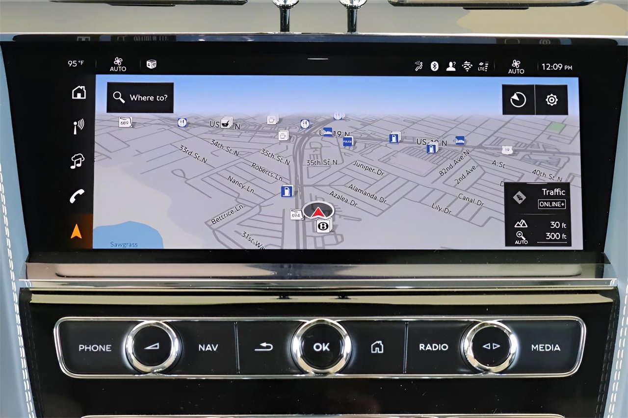 New 2025 Bentley Bentayga Extended Wheelbase image 17