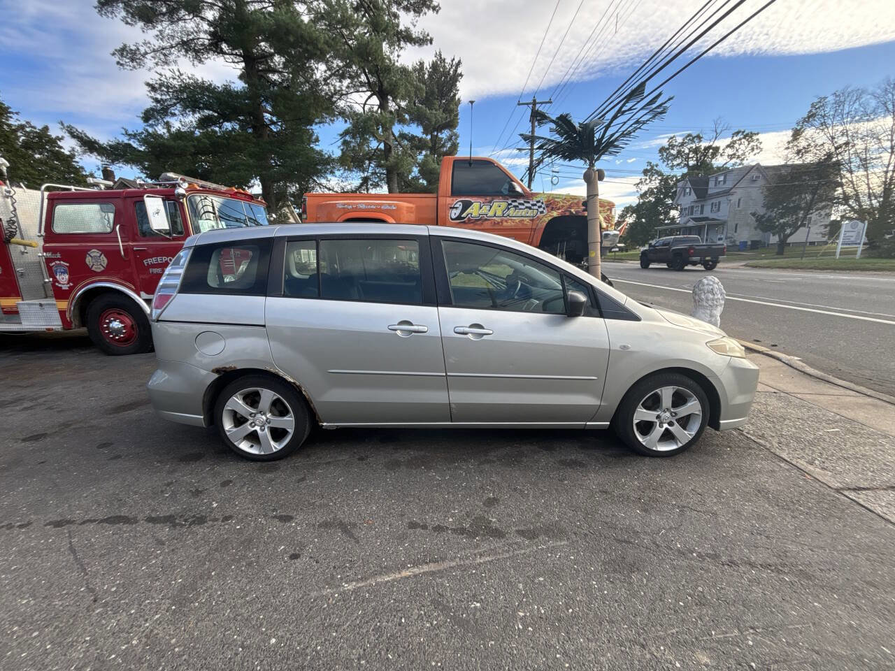 Used 2006 MAZDA MAZDA5 Sport image 4