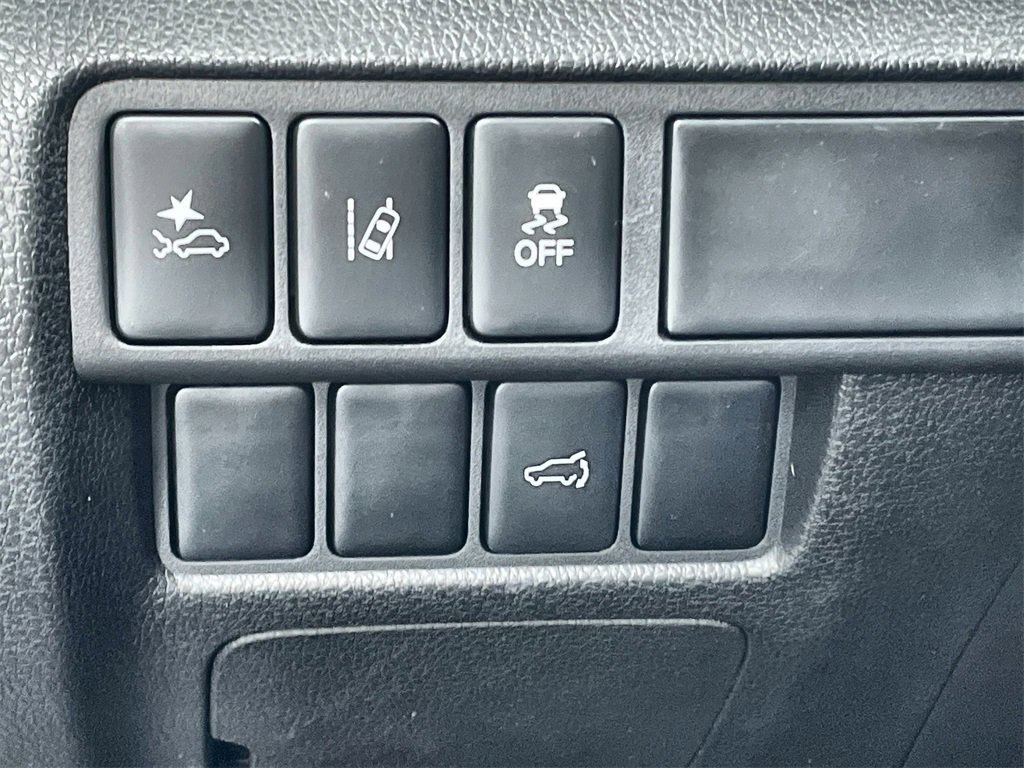 Used 2024 Mitsubishi Eclipse Cross SE image 16