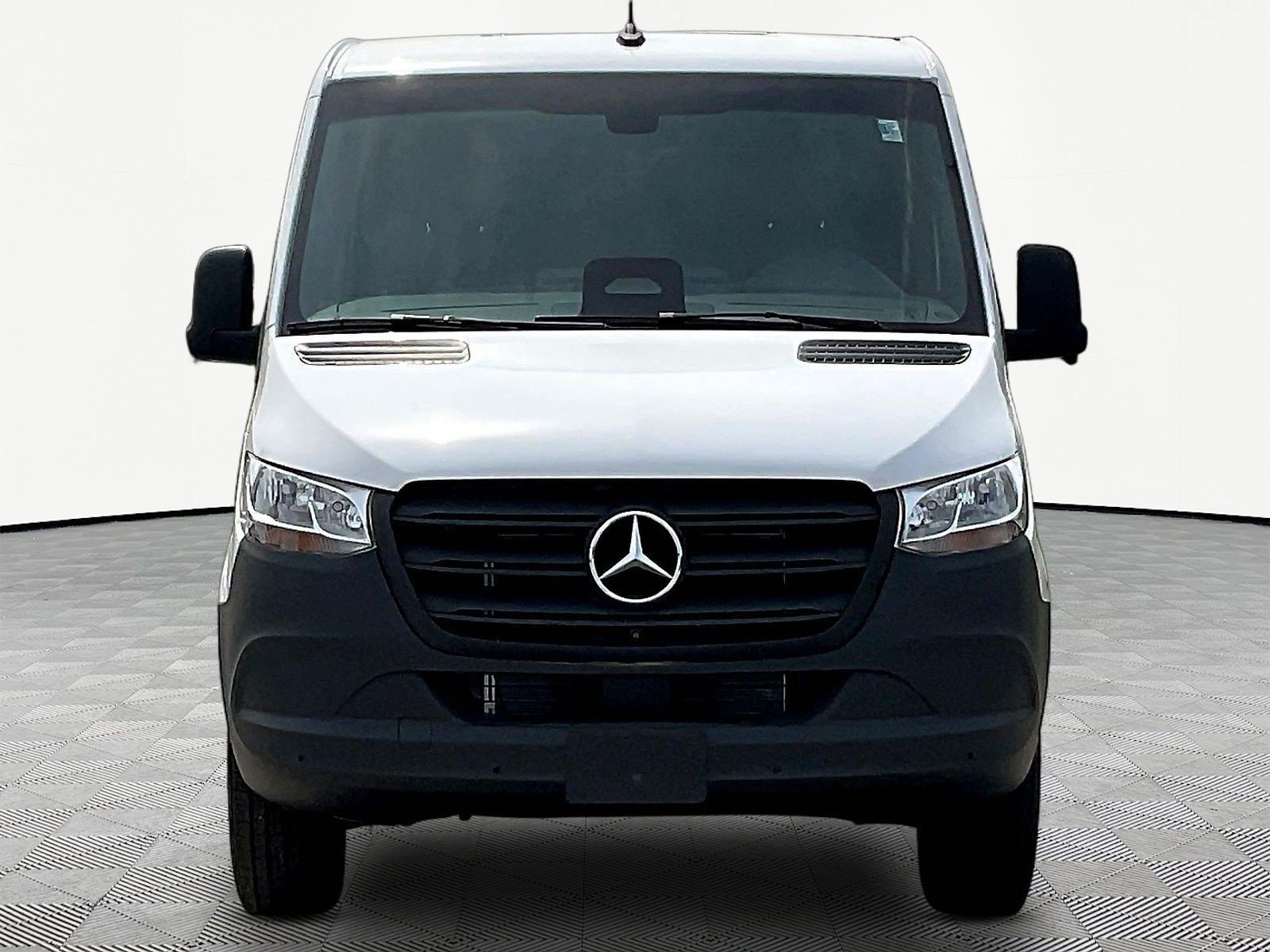 New 2026 Mercedes-Benz Sprinter 2500 image 2