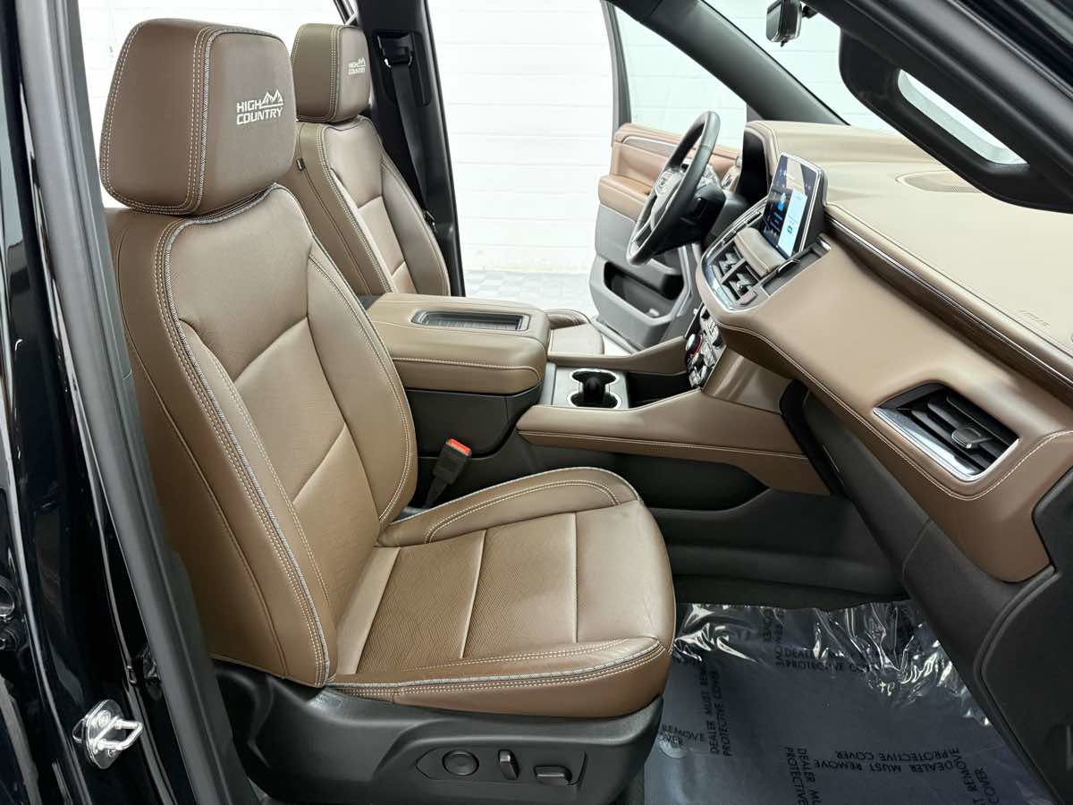 Used 2023 Chevrolet Tahoe High Country image 21