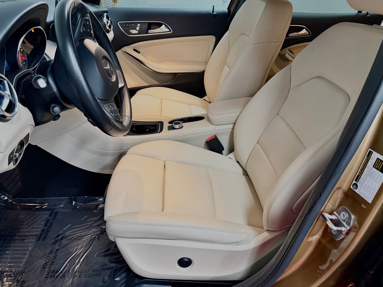 Used 2018 Mercedes-Benz GLA 250 4MATIC image 23
