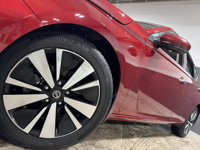 Used 2022 Nissan Altima 2.5 SV w/ SV Premium Package image 32