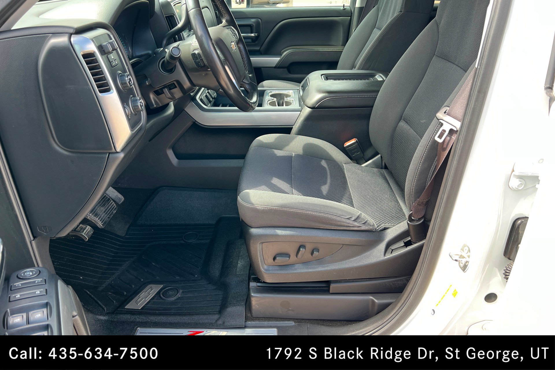 Used 2017 Chevrolet Silverado 1500 LT w/ All Star Edition AWD/4WD image 17