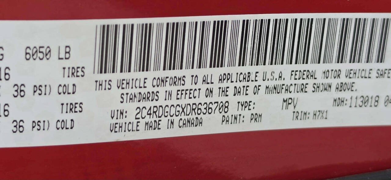 Used 2013 Dodge Grand Caravan SXT FWD image 11