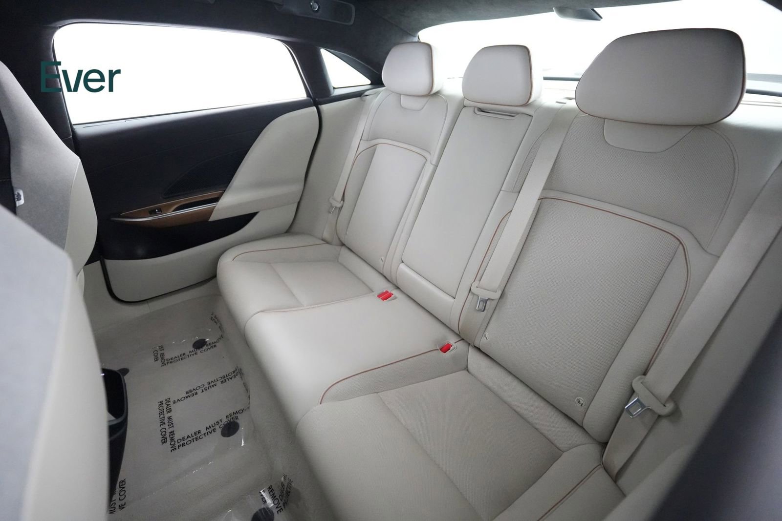 Used 2023 Lucid Air Touring image 24