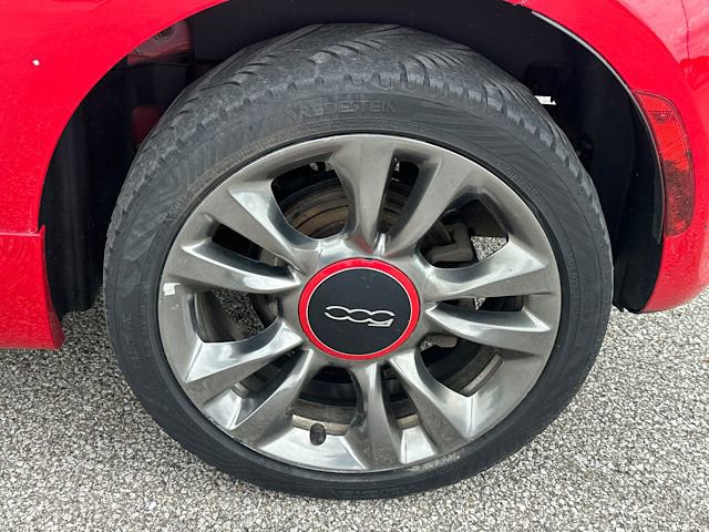 Used 2017 FIAT 500 Pop w/ Sport Appearance Package FWD image 23