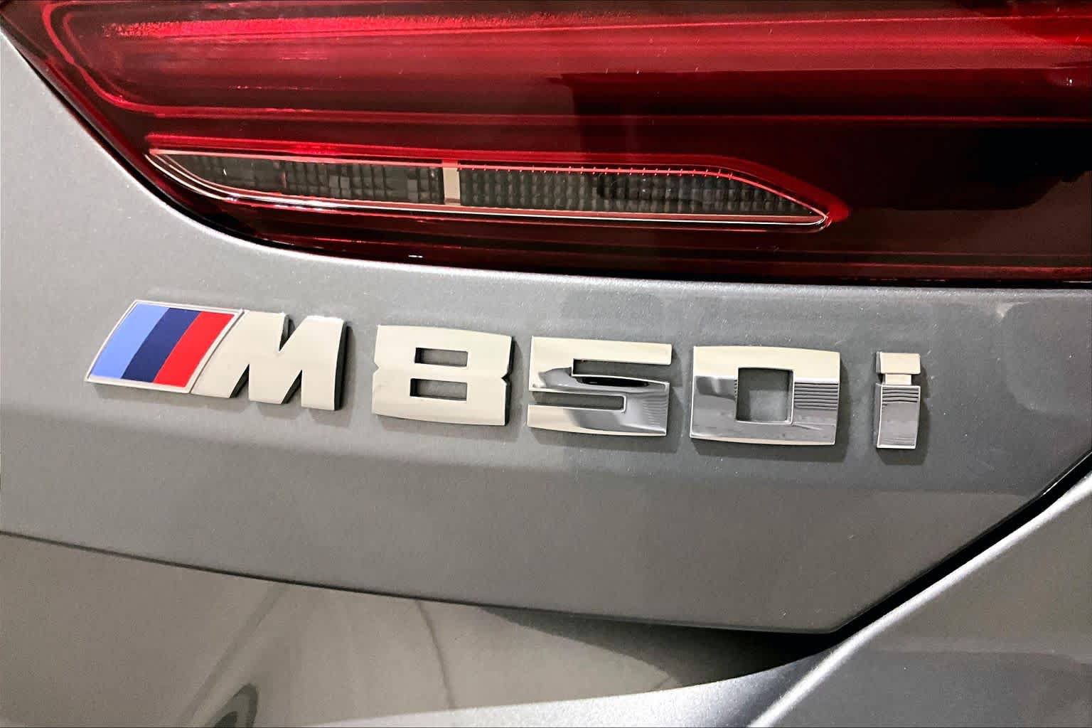Used 2025 BMW M850i xDrive w/ M Sport Professional Package AWD/4WD image 9