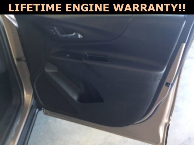 Used 2018 Chevrolet Equinox LT image 32