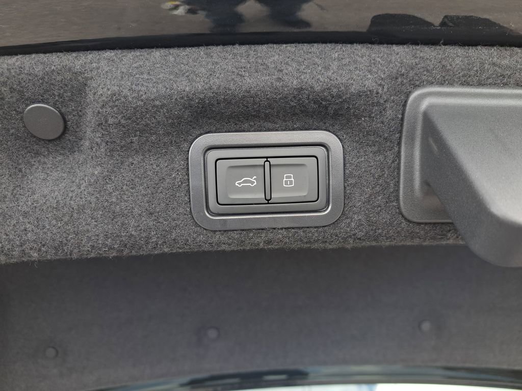 New 2026 Audi A6 Premium image 32