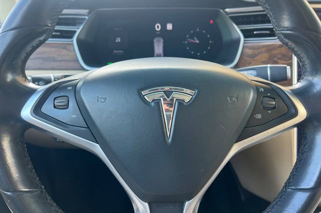 Used 2017 Tesla Model X 75D AWD/4WD image 26