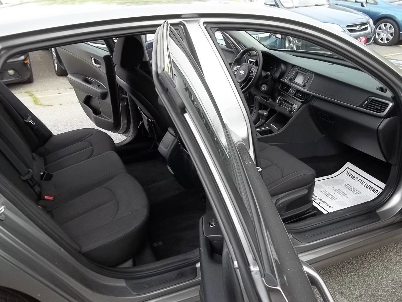 Used 2016 Kia Optima LX image 9