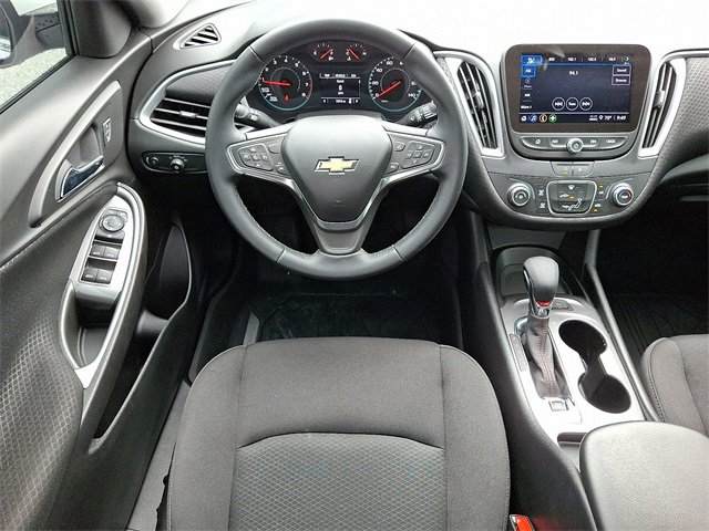 Used 2024 Chevrolet Malibu RS image 11