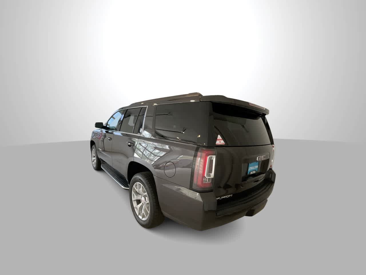 Used 2018 GMC Yukon SLT w/ Open Road Package AWD/4WD image 6