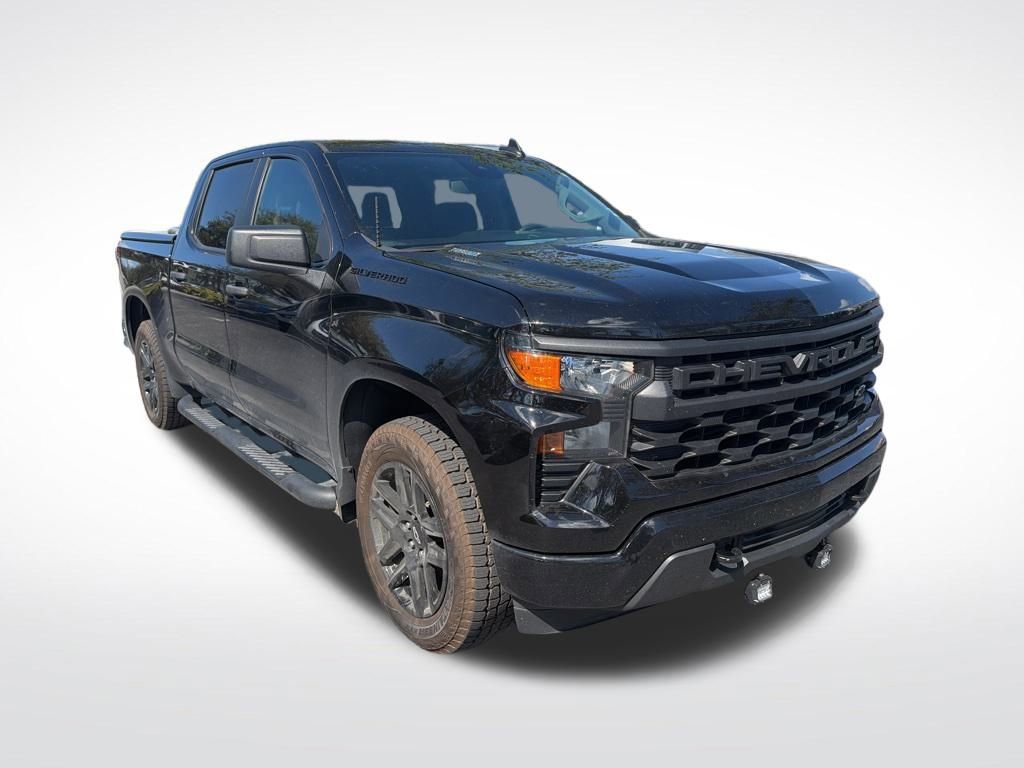 Used 2024 Chevrolet Silverado 1500 Custom w/ Turbomax Blackout Package image 2