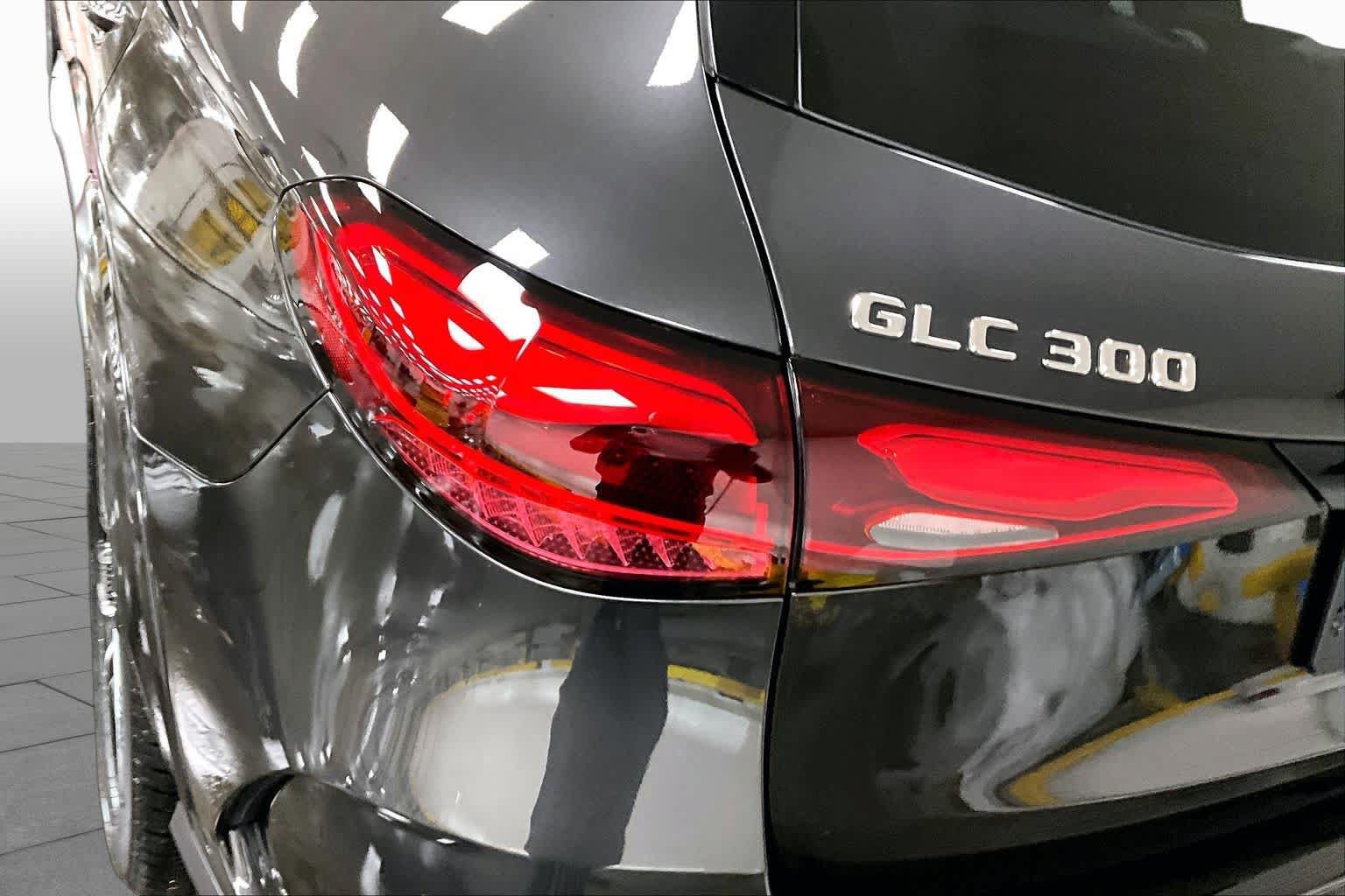 Used 2026 Mercedes-Benz GLC 300 4MATIC image 28