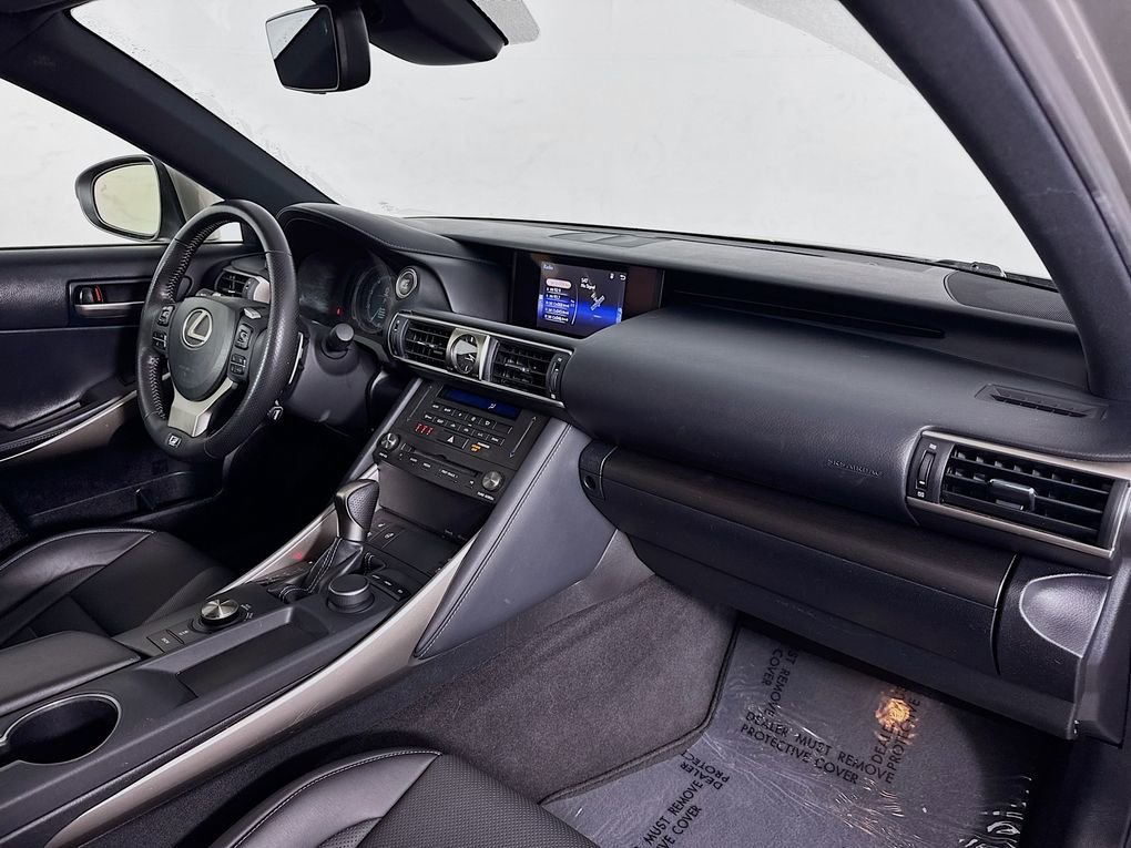 Used 2019 Lexus IS 300 F Sport w/ F Sport Package image 33