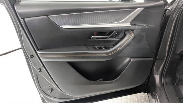 Used 2024 MAZDA CX-90 3.3 Turbo w/ Preferred Plus image 13