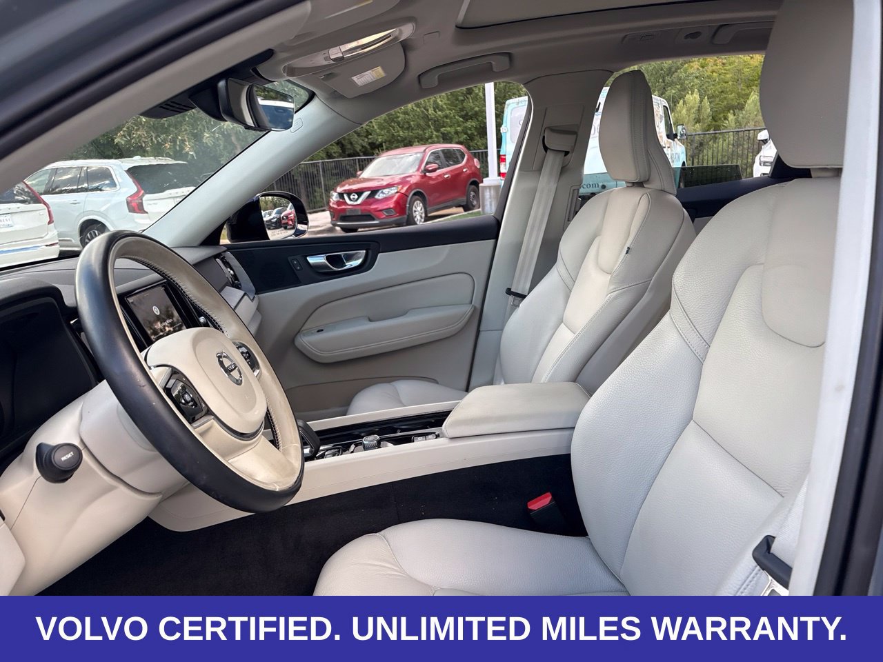 Certified 2024 Volvo XC60 B5 Plus w/ Protection Package Premier AWD/4WD image 20