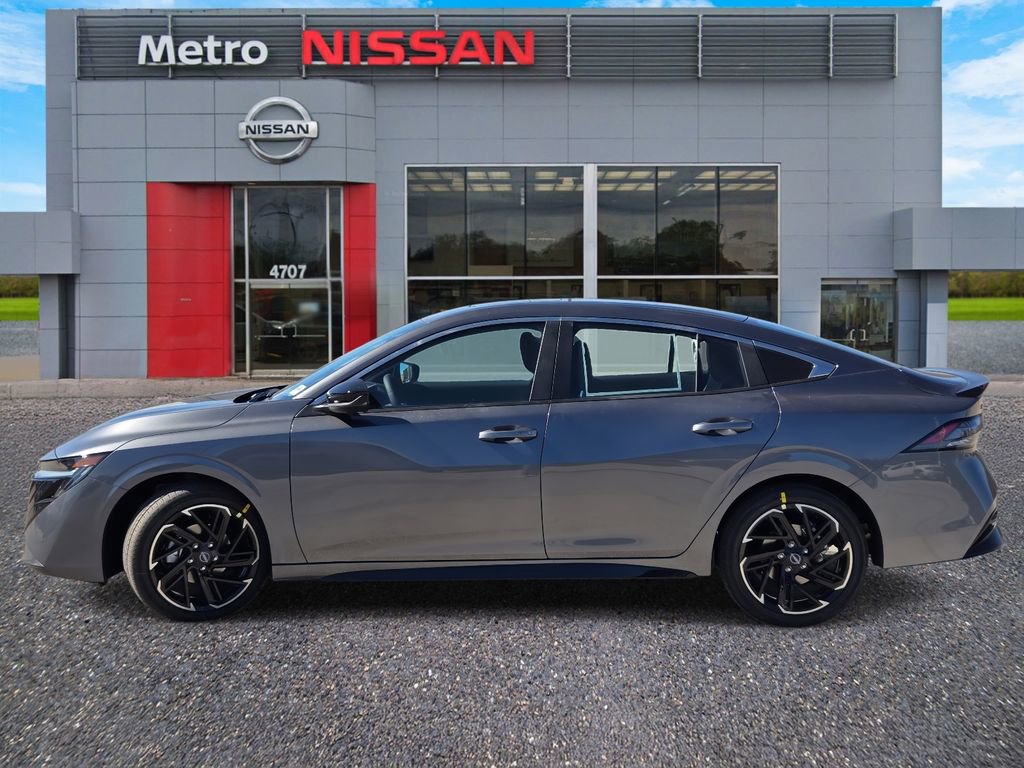 New 2026 Nissan Sentra SR w/ SR Premium Package image 3