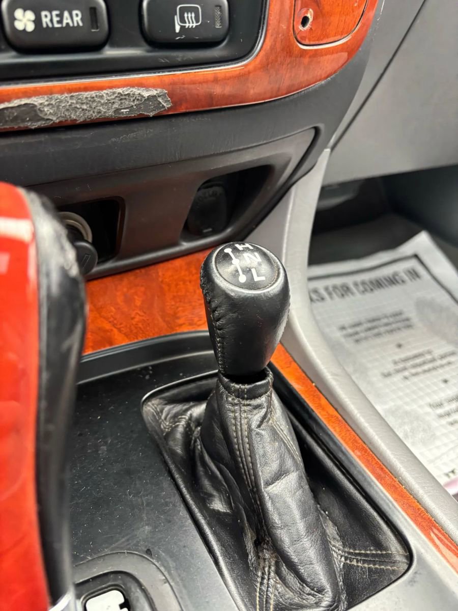 Used 2000 Lexus LX 470 4WD image 49