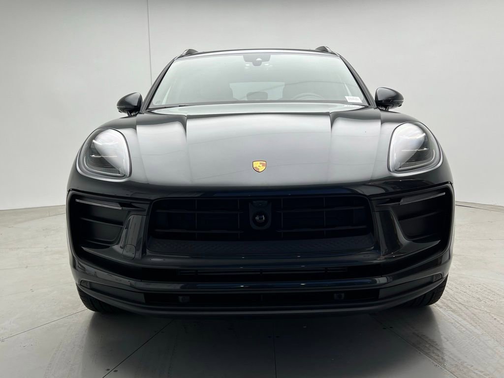 Used 2026 Porsche Macan AWD/4WD image 25