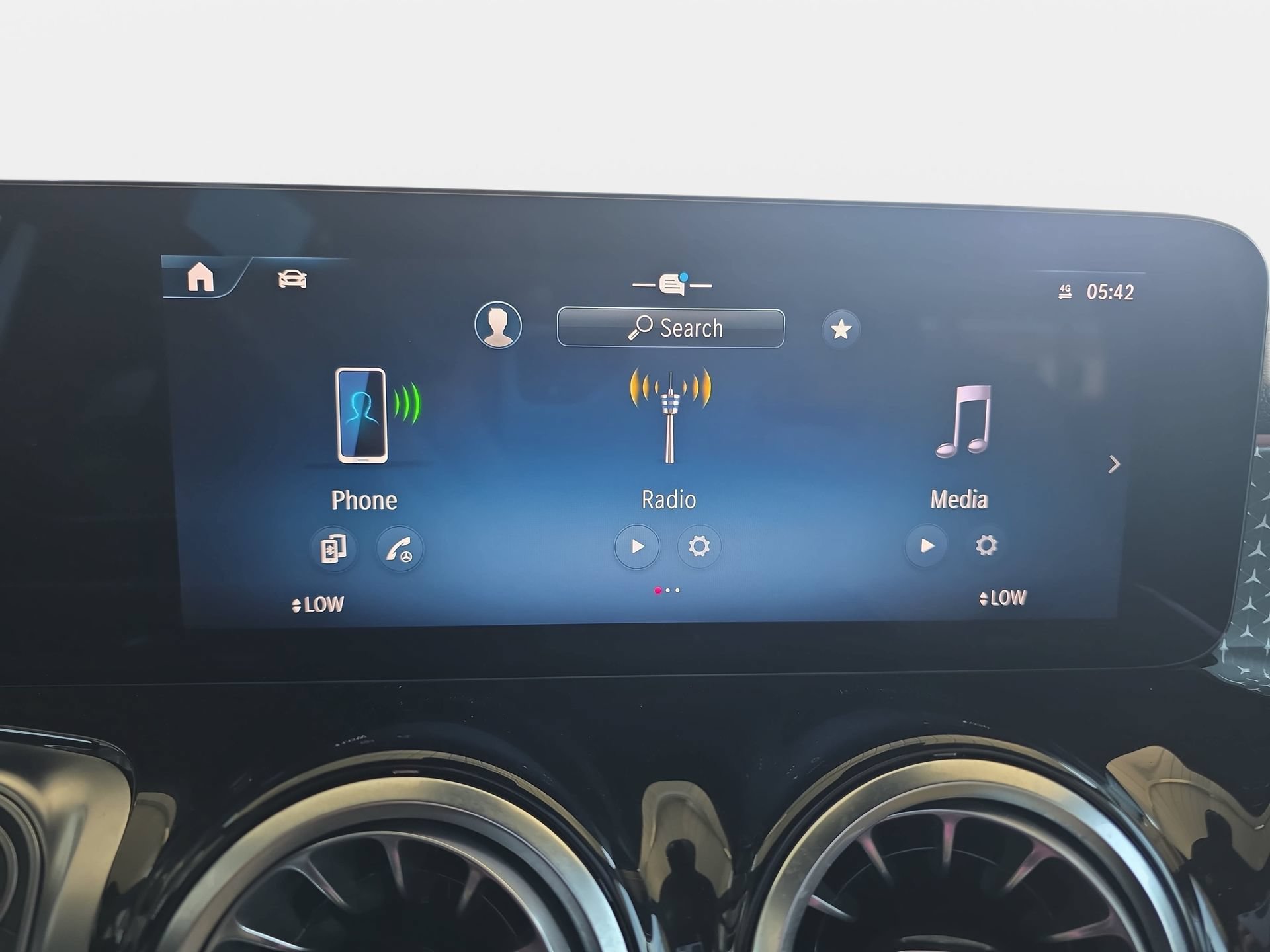 Used 2025 Mercedes-Benz GLB 250 image 21