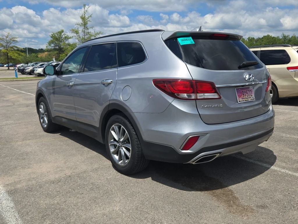 Used 2018 Hyundai Santa Fe SE w/ SE Premium Package 02 FWD image 4