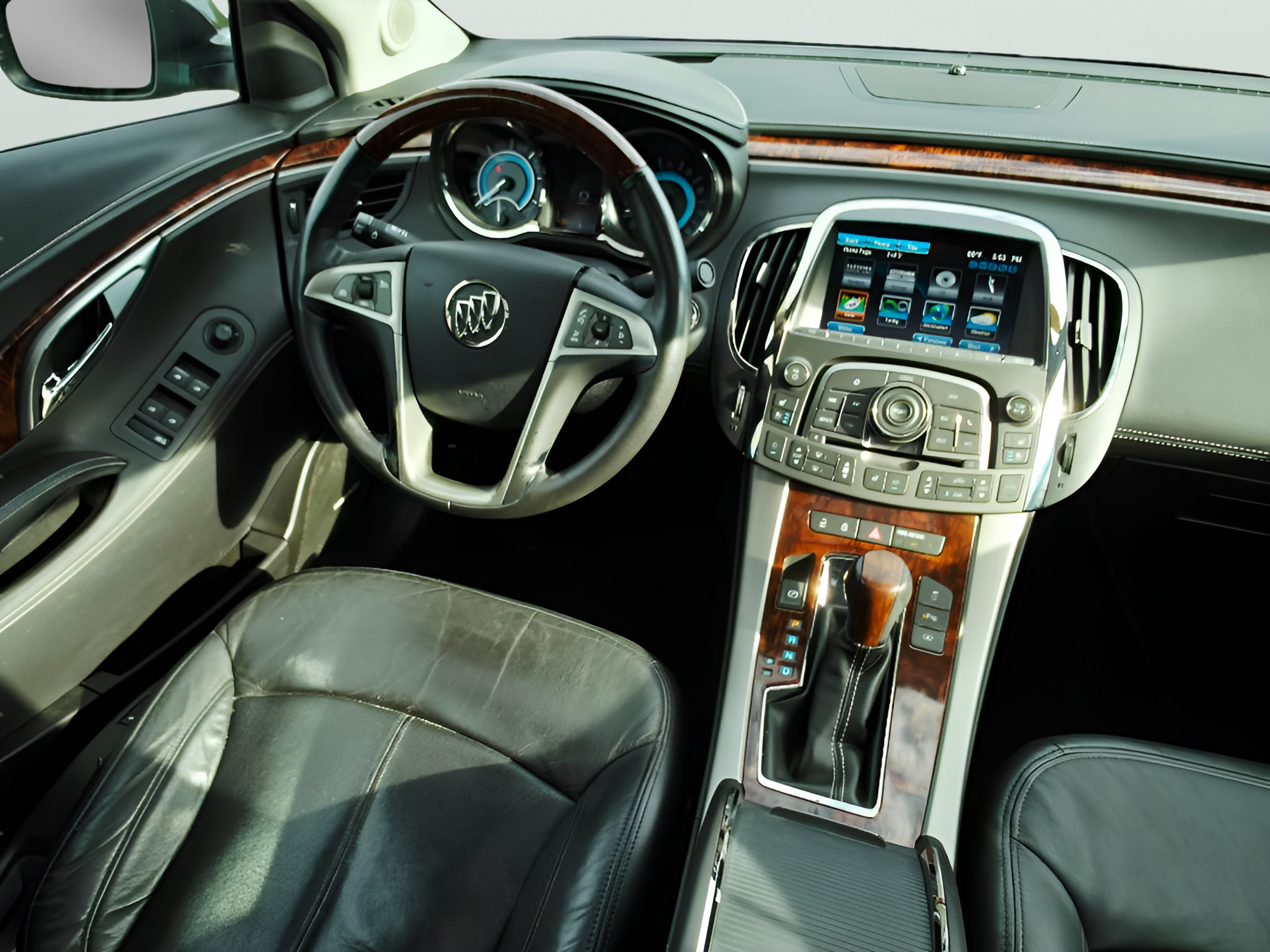 Used 2013 Buick LaCrosse Touring FWD image 17