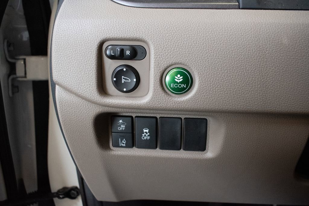 Used 2020 Honda Pilot EX image 19