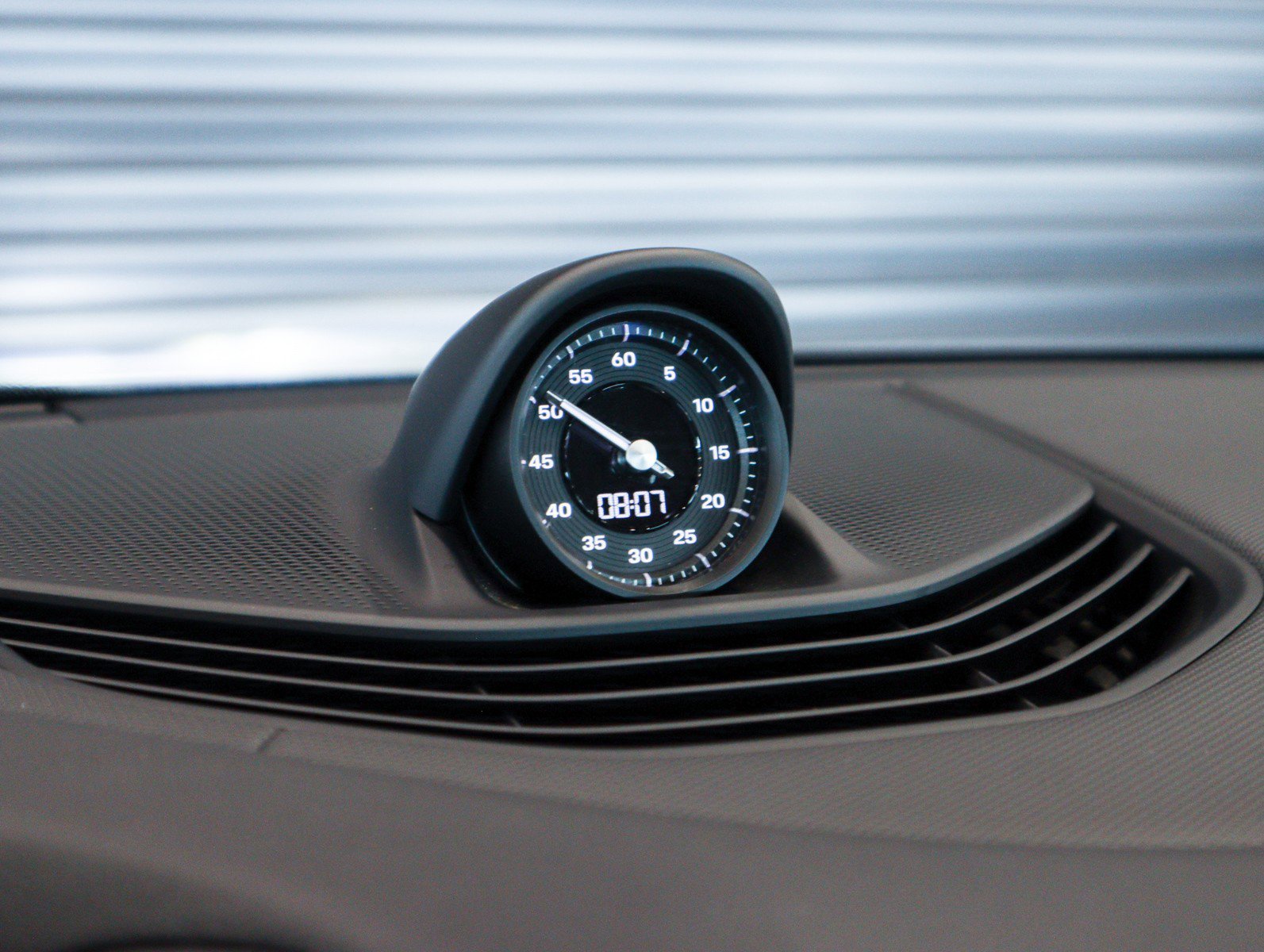 Certified 2024 Porsche Taycan image 21