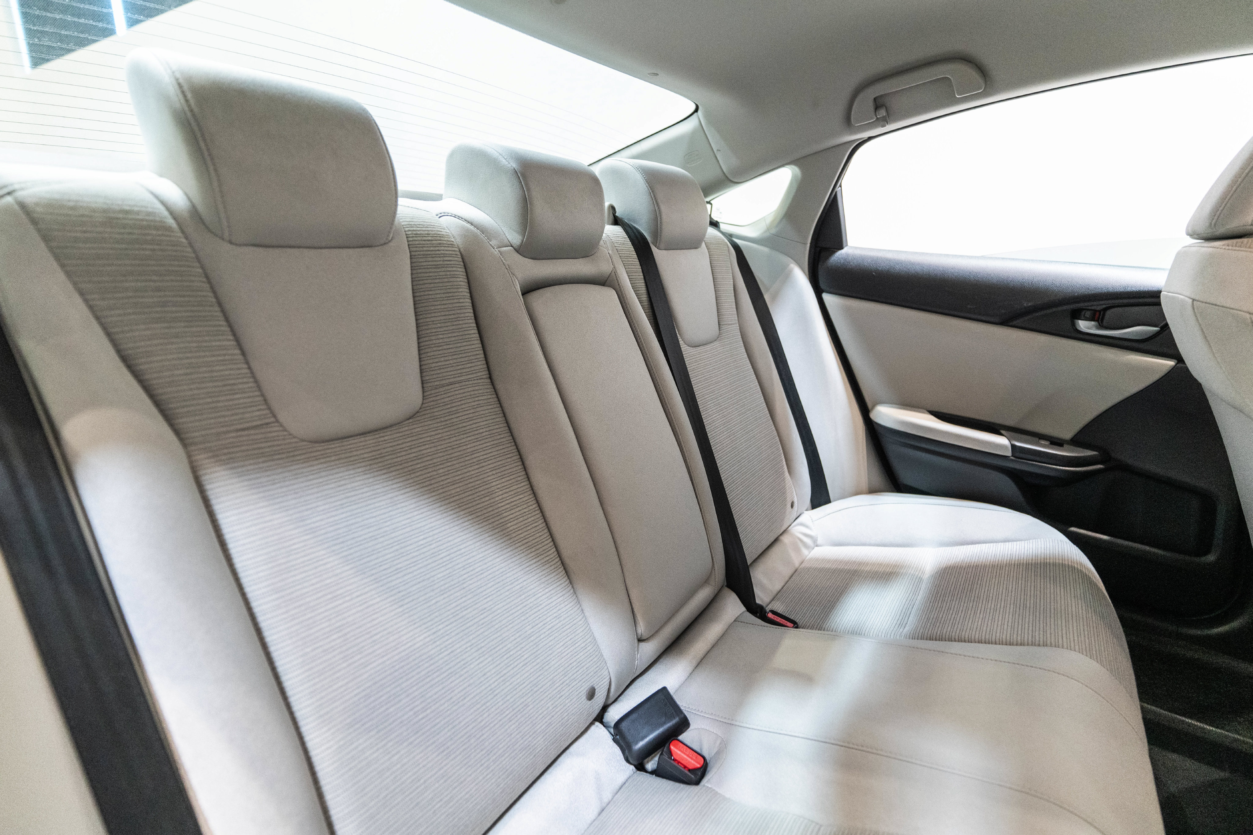 Used 2019 Honda Insight EX image 29
