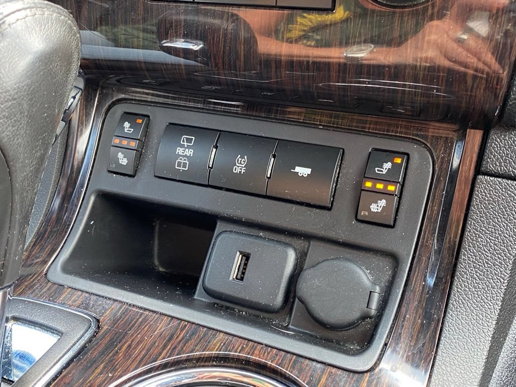 Used 2015 Chevrolet Traverse LT AWD/4WD image 27