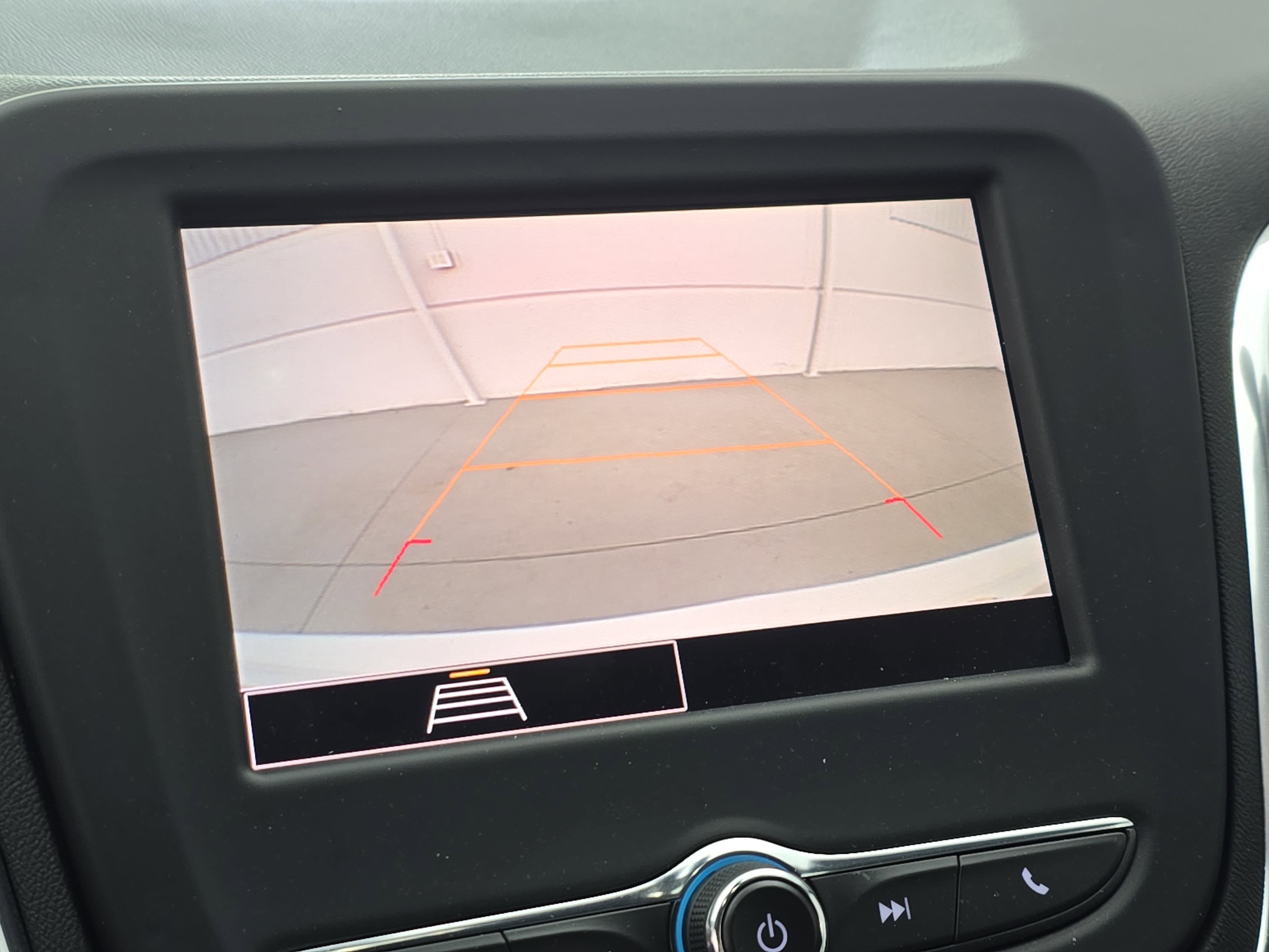 Used 2022 Chevrolet Equinox LS w/ LS Convenience Package image 22