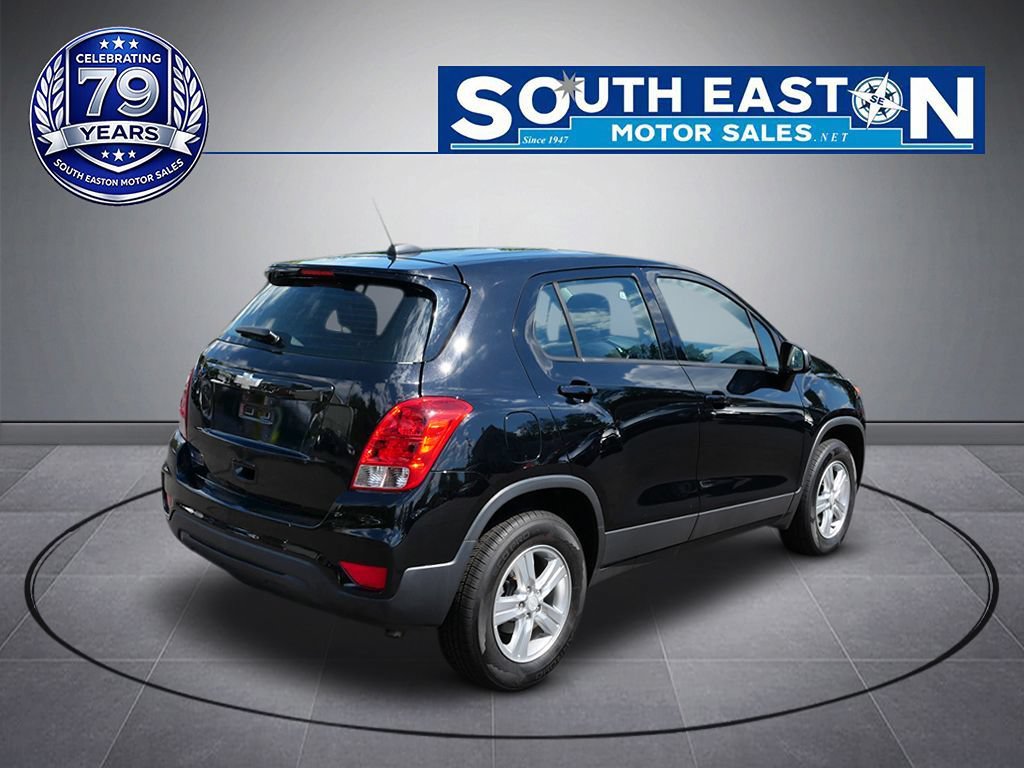 Used 2017 Chevrolet Trax LS AWD/4WD image 6