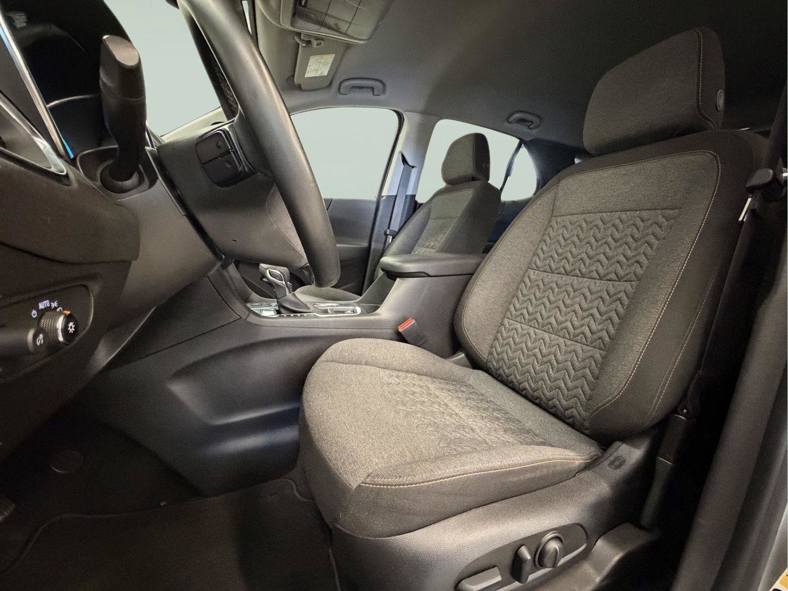 Used 2024 Chevrolet Equinox LT AWD/4WD image 23