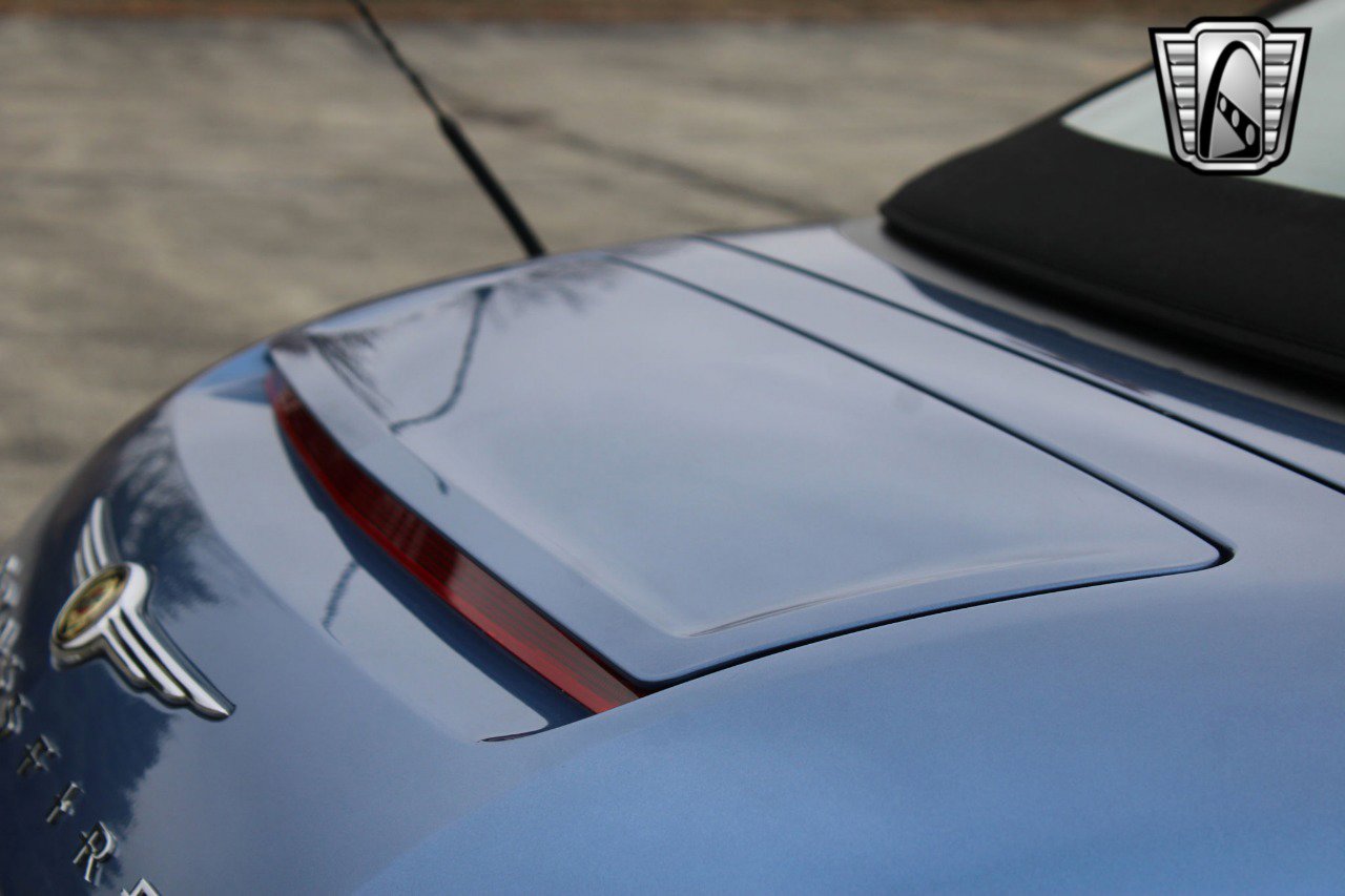 Used 2007 Chrysler Crossfire Limited image 12