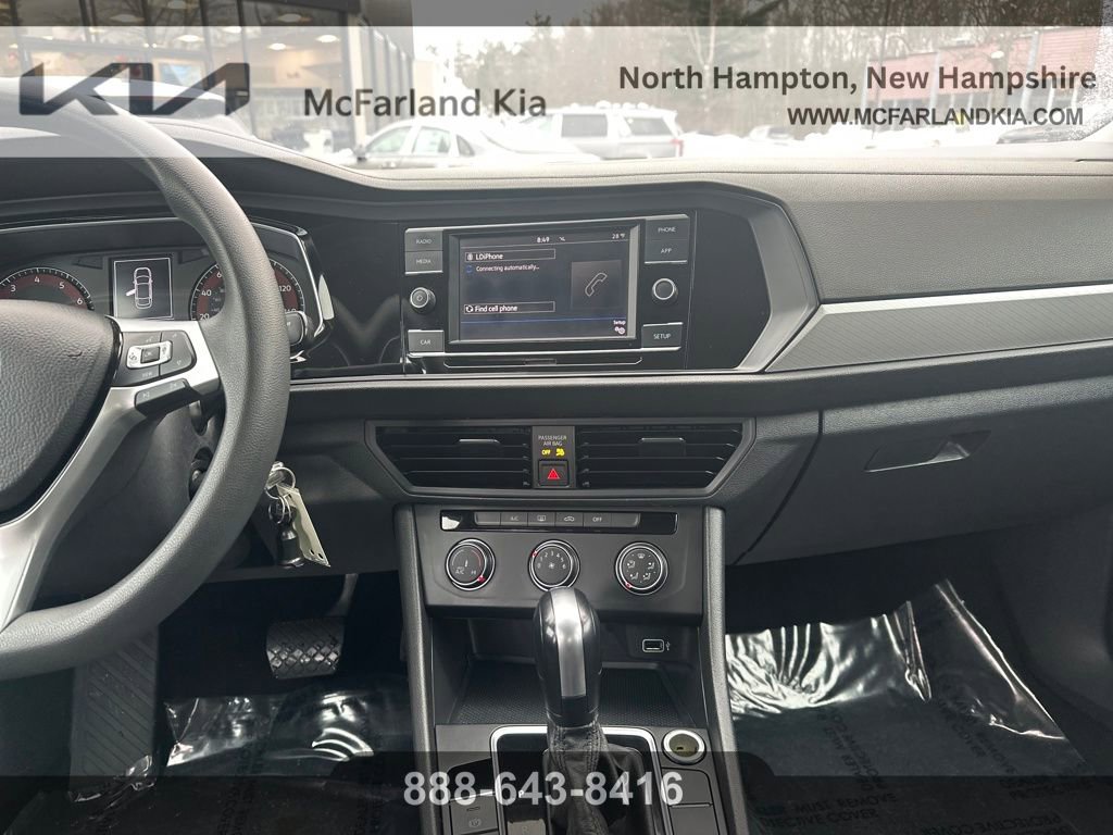 Used 2019 Volkswagen Jetta S image 19
