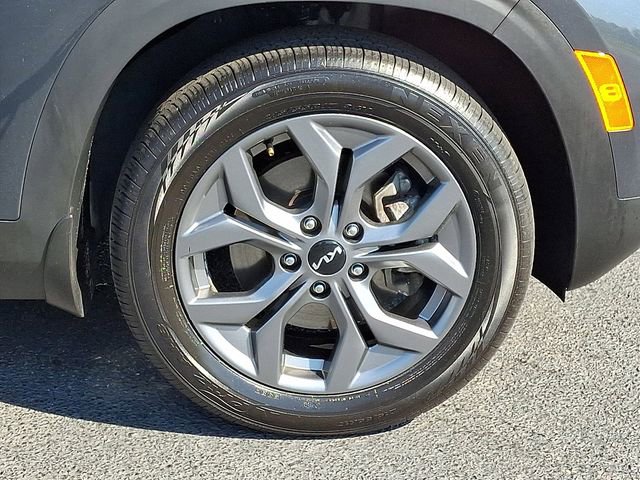 Used 2024 Kia Seltos S AWD/4WD image 11