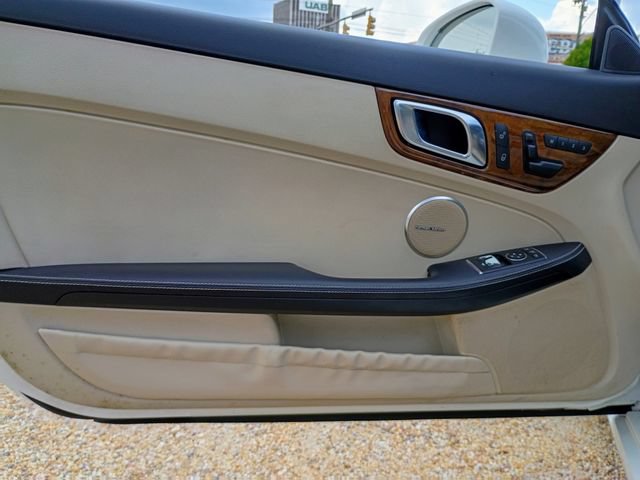 Used 2015 Mercedes-Benz SLK 250 image 32