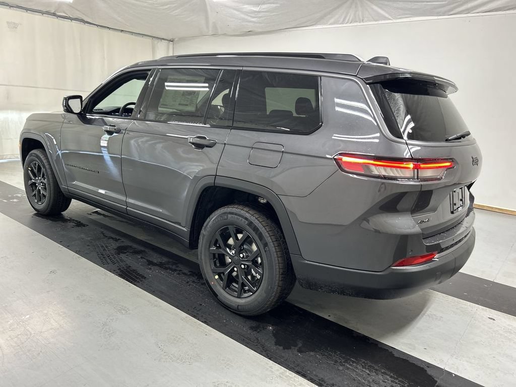 New 2026 Jeep Grand Cherokee L 4WD image 6