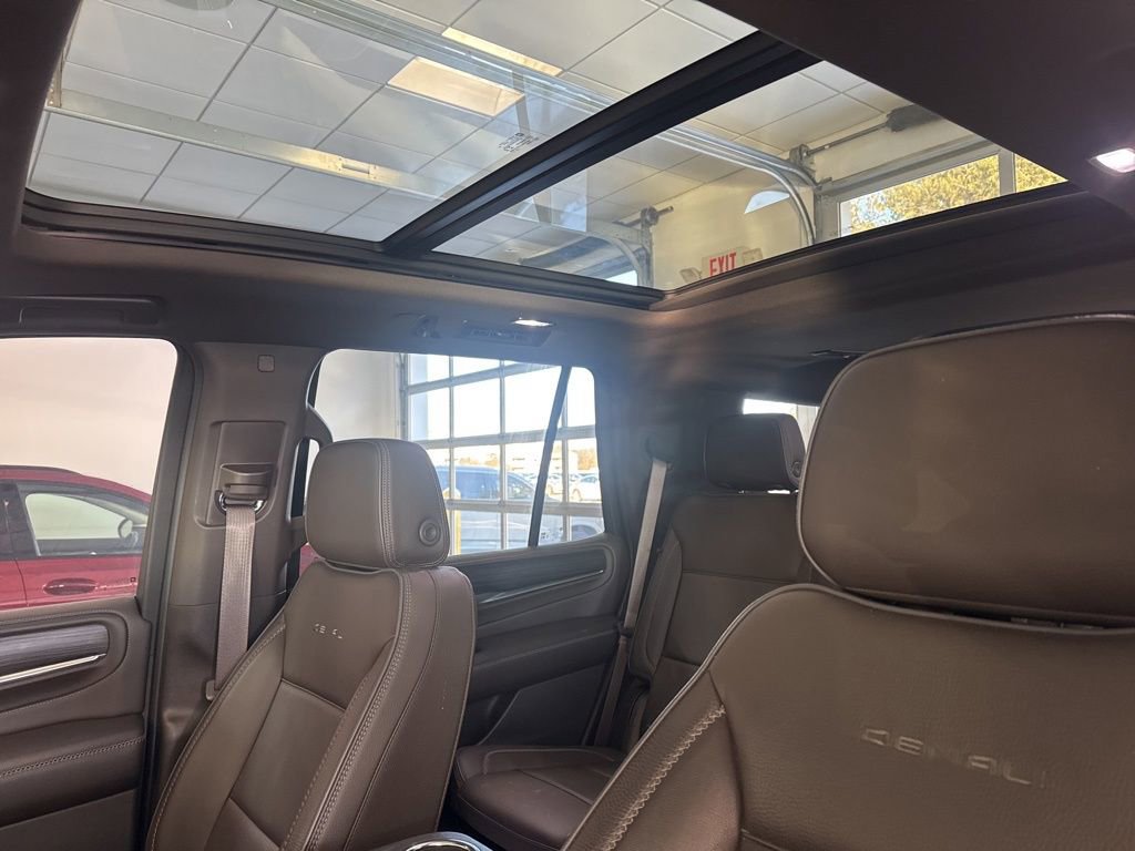 Used 2022 GMC Yukon Denali image 16