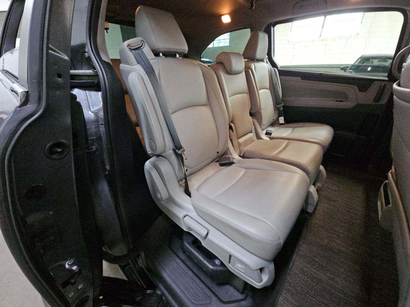 Certified 2023 Honda Odyssey Touring image 13