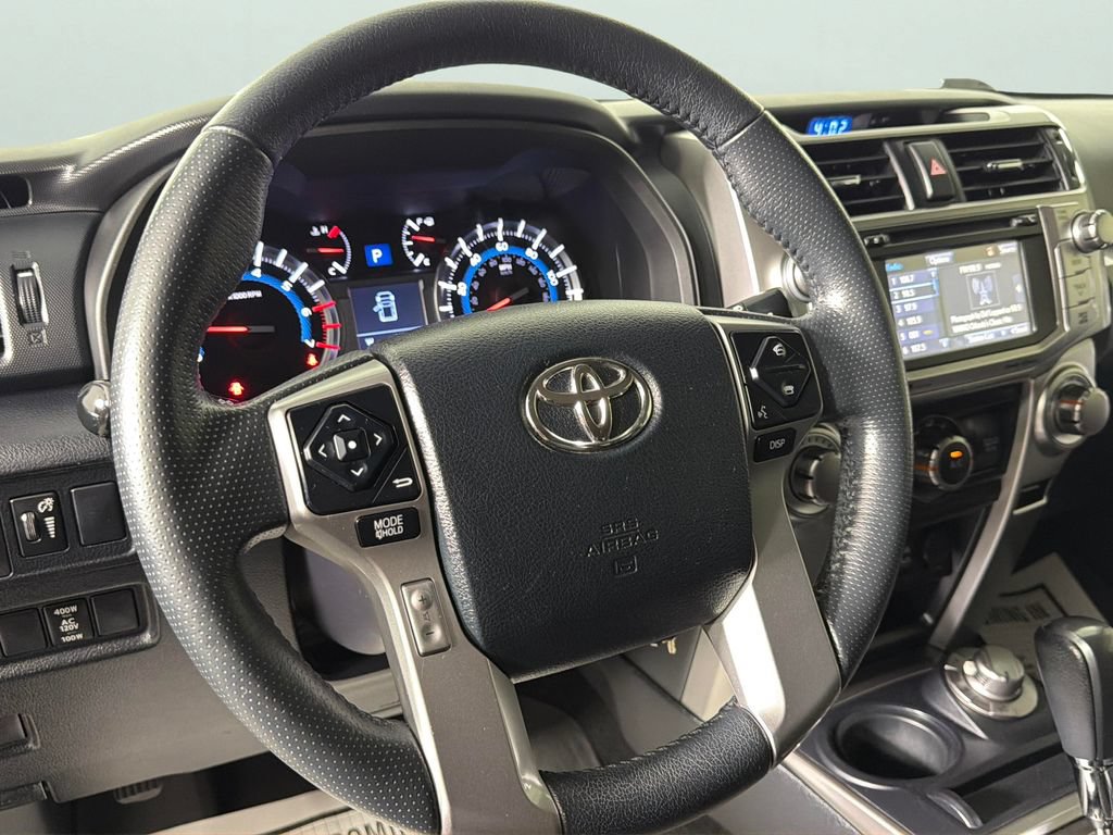 Used 2019 Toyota 4Runner SR5 AWD/4WD image 20
